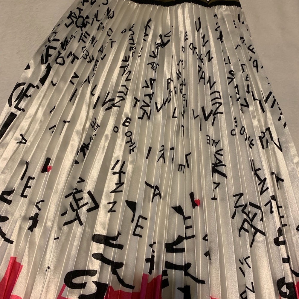 table skirt